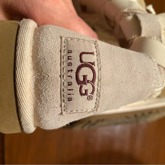 UGG Australia Heirloom Lace Up Corset Boots in Cream Size 7 - Picture 2 of 5